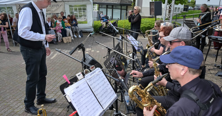 Jazz-Frühschoppen feiert “silbernes” Jubiläum bei strahlendem Wetter