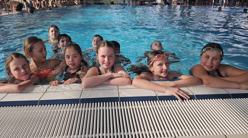 Kiersper Grundschüler starteten bei Schwimm-Kreismeisterschaft